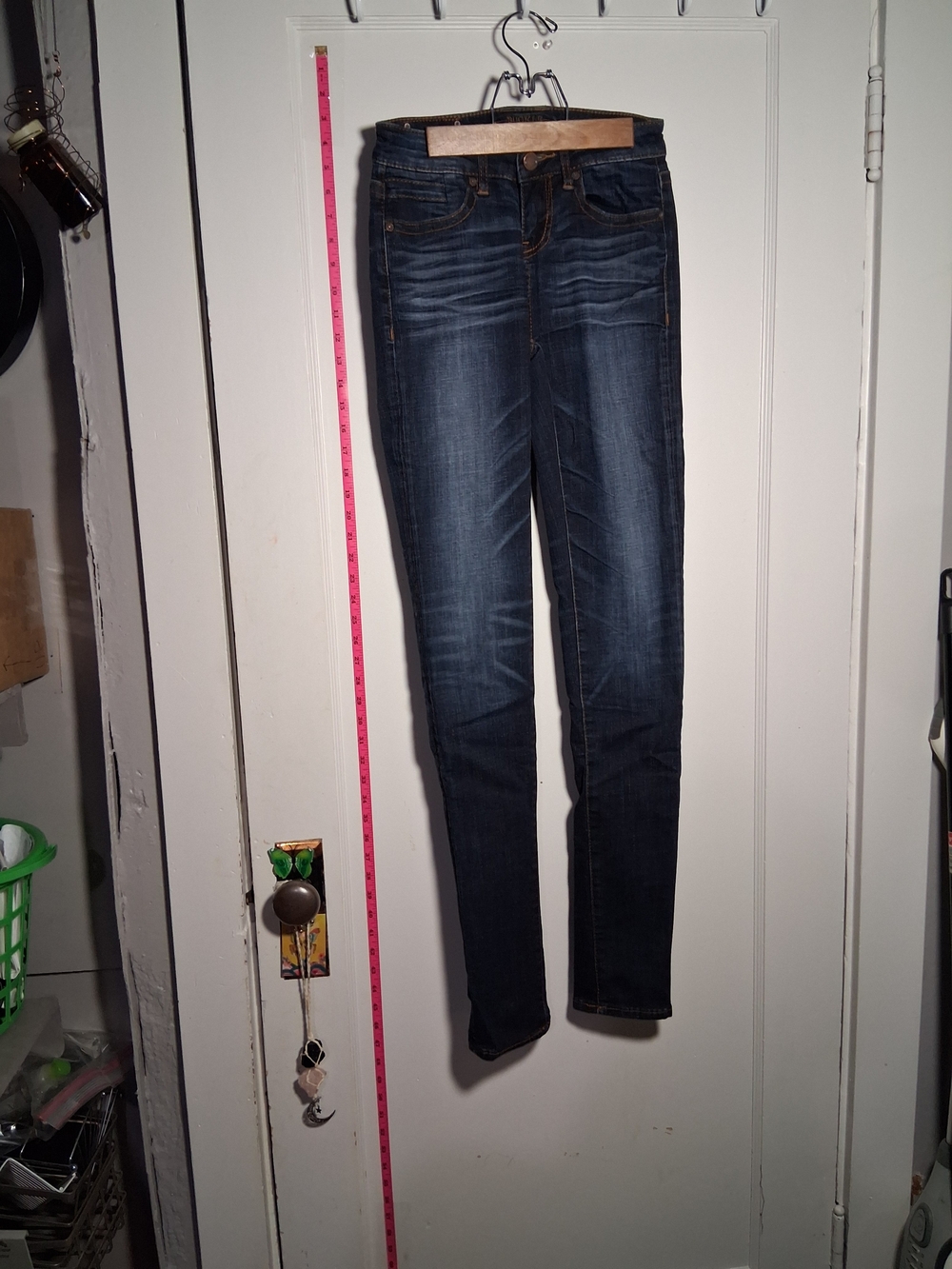 Buckle Black Skinny Jeans 23 X 34